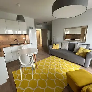 krakowska-apartment.warsawhotelspoland.com/